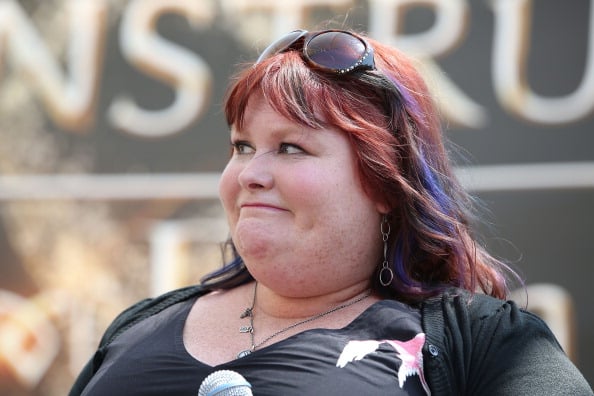 Cassandra Clare Net Worth: Shadowhunter Success & Fortune