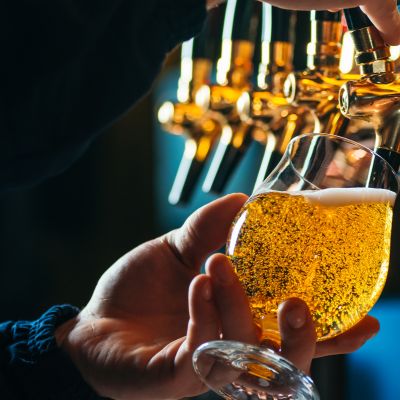 Craft Beer on Draft: Fresh Flavor & Brewing Methods