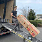 Moving Truck Unloading Services: Save Money & Effort