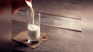 Shake Milk Before Pouring? Experts Say No!